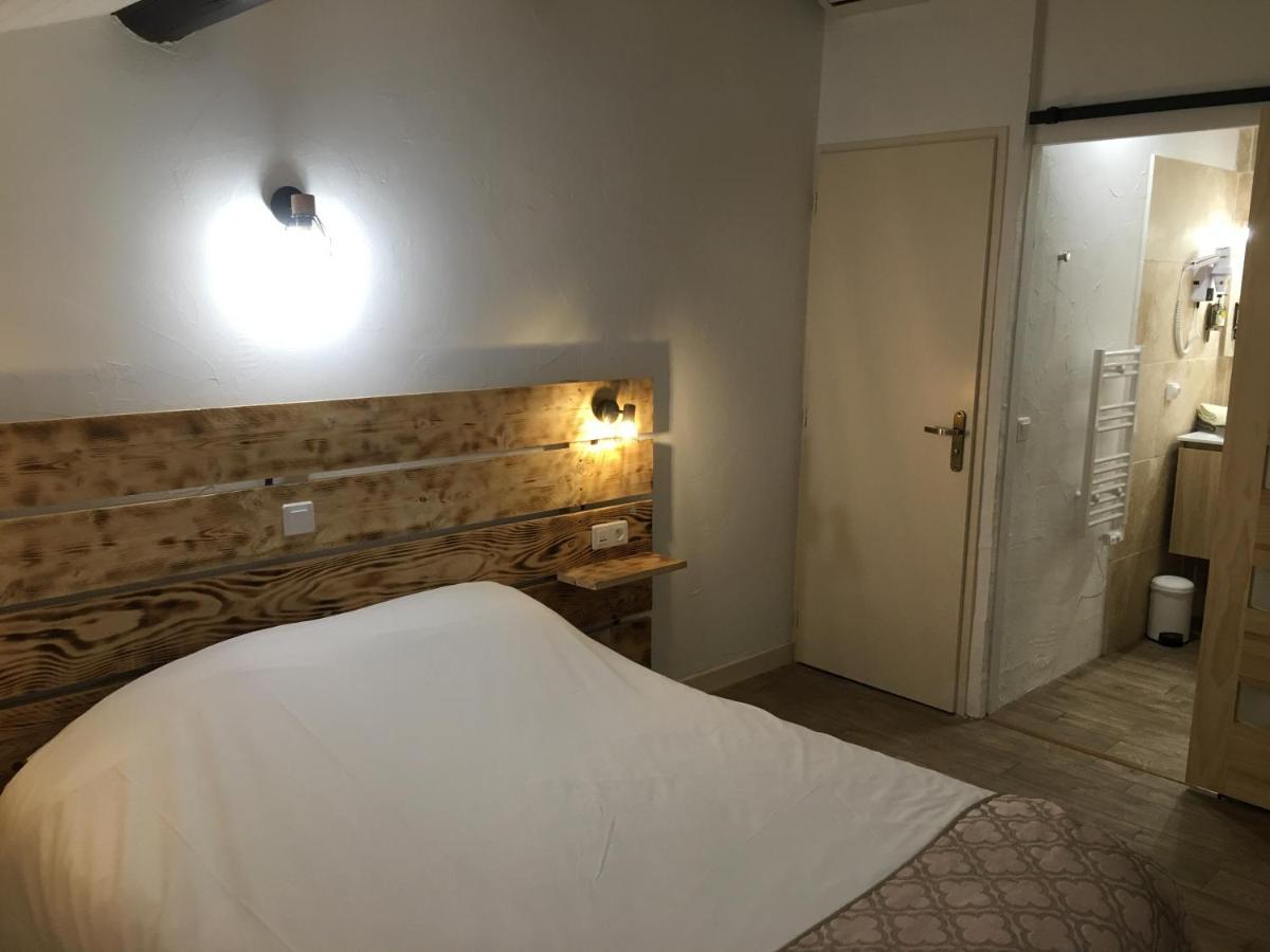 De 3* Valaurie